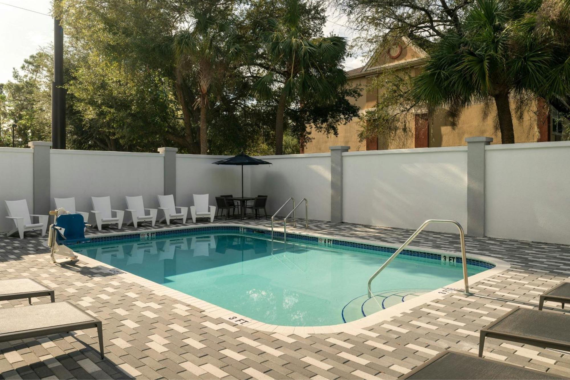 Courtyard By Marriott Gainesville Fl Екстериор снимка