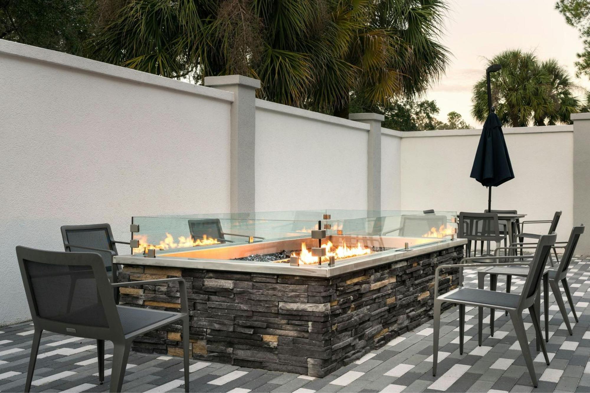 Courtyard By Marriott Gainesville Fl Екстериор снимка